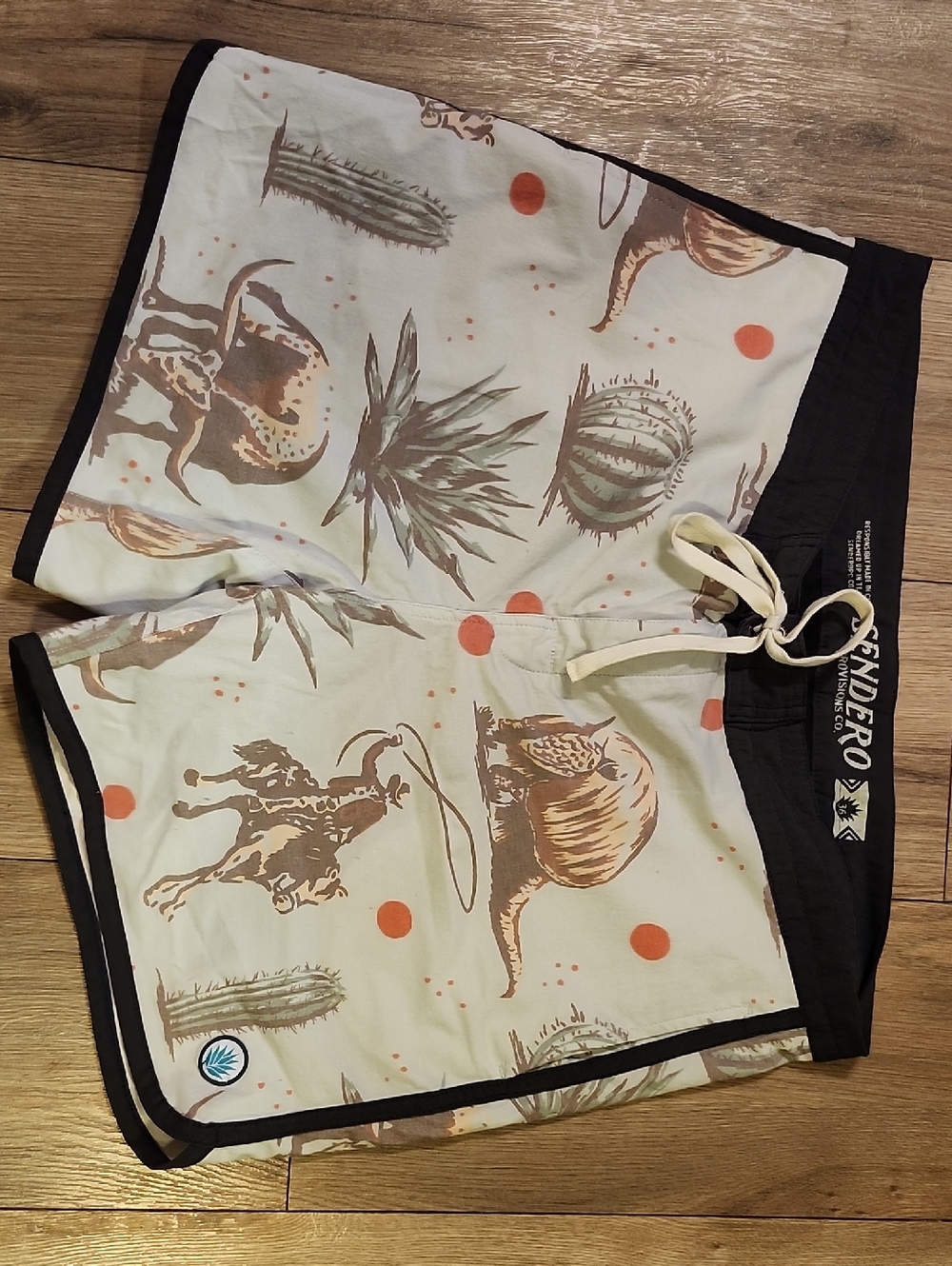 SenDERO Men’s Desert Print Swim Board Shorts - 36